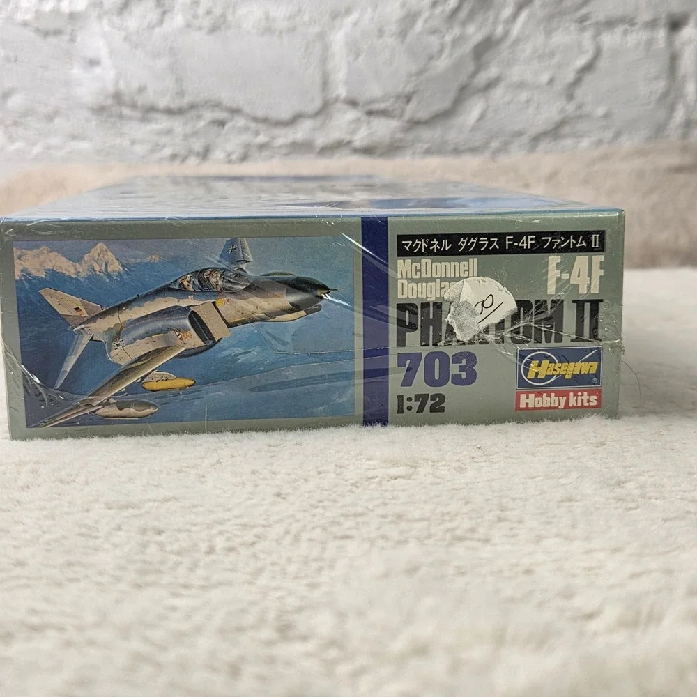Hasegawa Hobby Kits 1:72 McDonnell Douglas F4F Phantom II Model‎ Kit 703